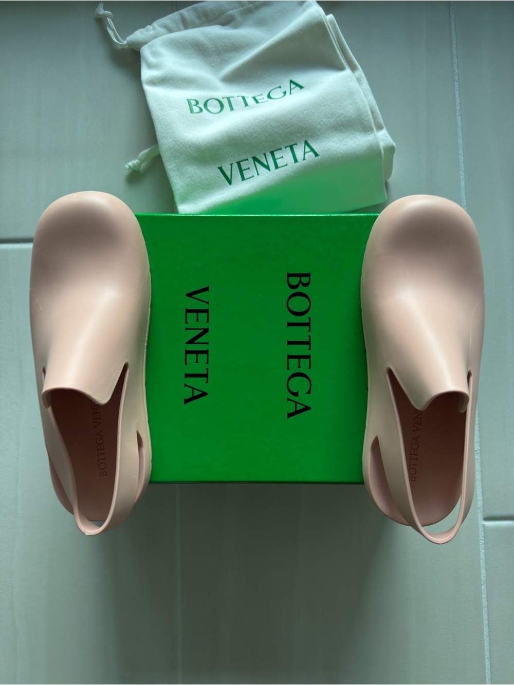 Bottega Veneta Women's Blush Pink Slip-On Mules - Picture 2 of 6